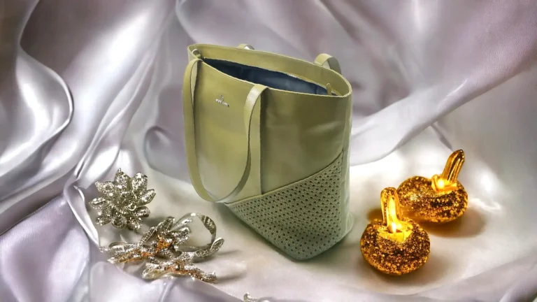 Reflecting Everyday Modesty: Harmony Leather Tote Bag